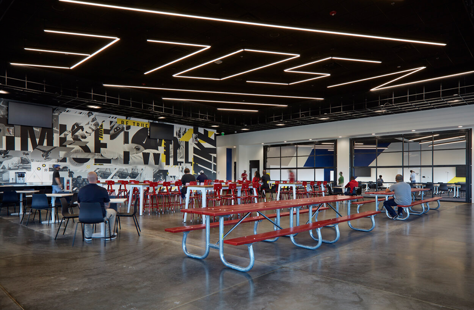 Nike+WD+C_Int_03_Hub