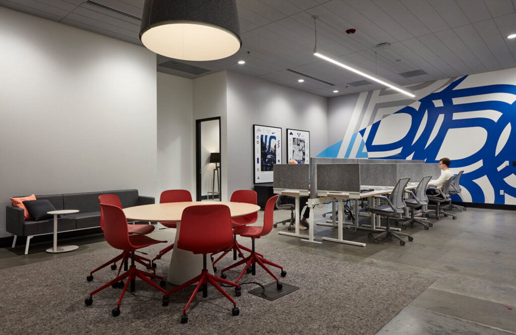 Nike+WD+C_Int_09_Career+Center