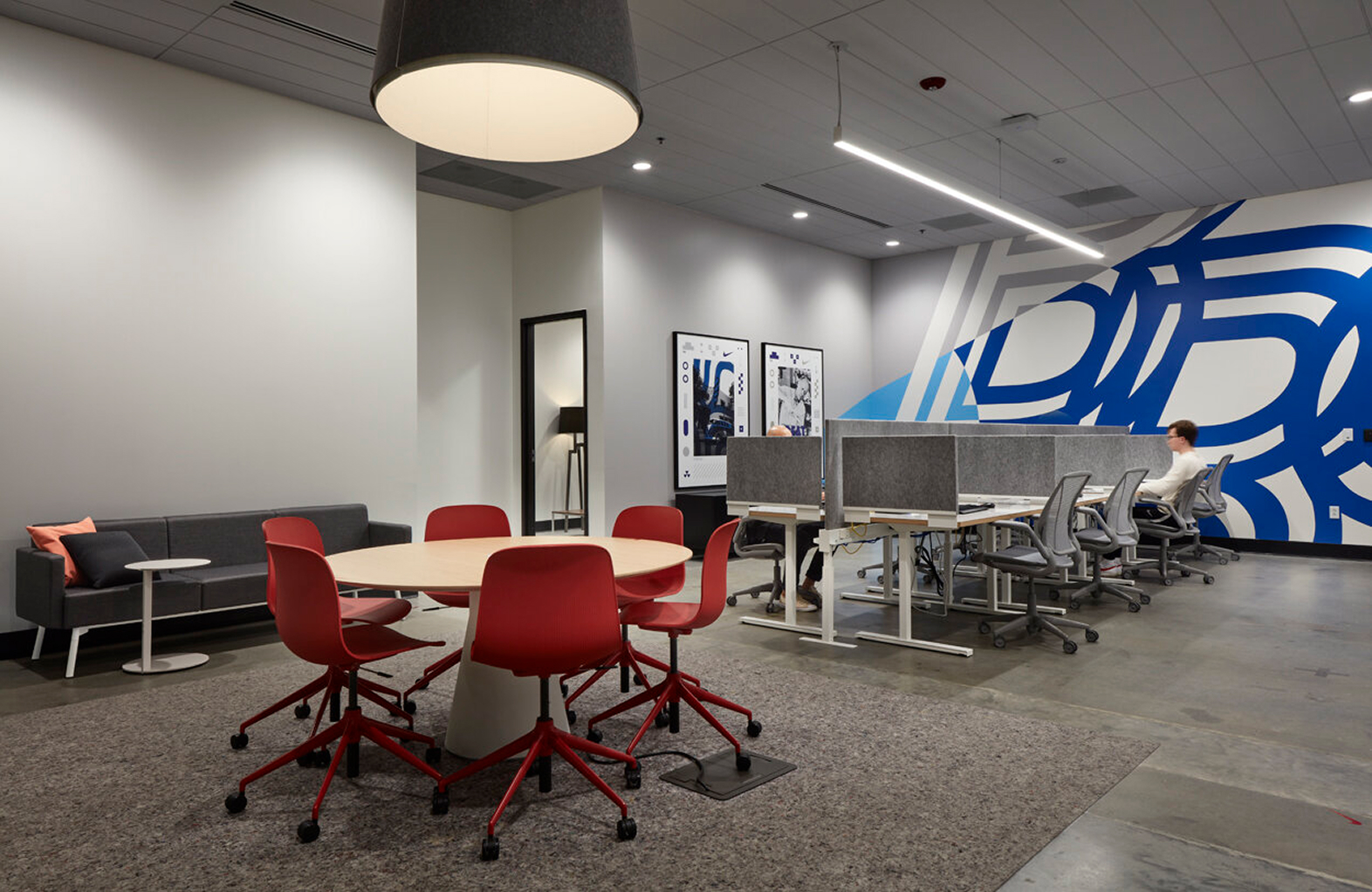 Nike+WD+C_Int_09_Career+Center