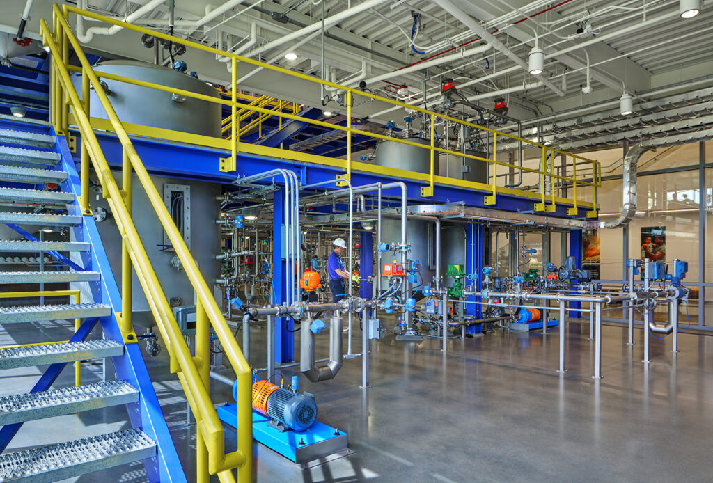 - 0262-25_004
- Mirco Motions Inc
- Fox Architects
- Boulder Colorado